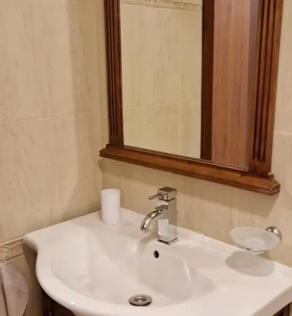 Apartament тони 1 с панорамна морска гледка и паркинг Warna