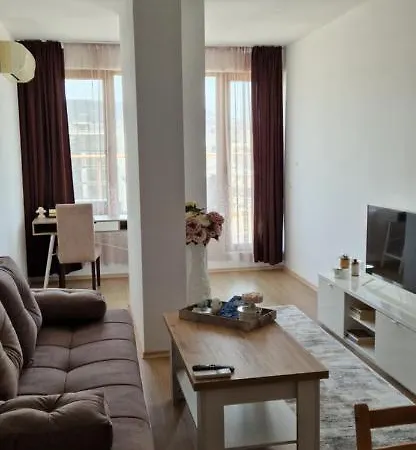 студио тони 1 * Varna