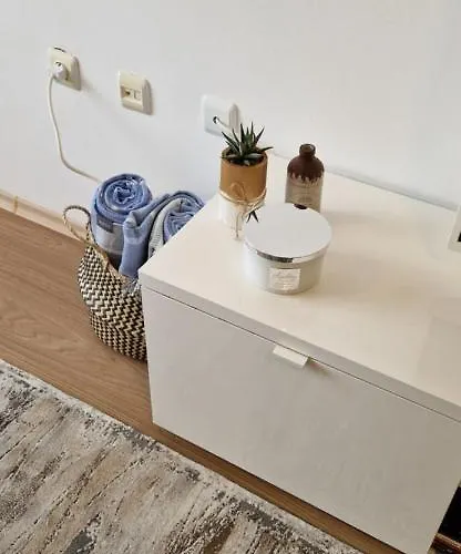 아파트 тони 1 с панорамна морска гледка и паркинг 바르나