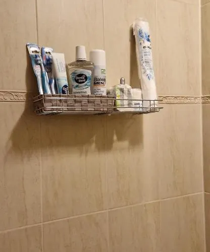 тони 1 с панорамна морска гледка и паркинг 바르나