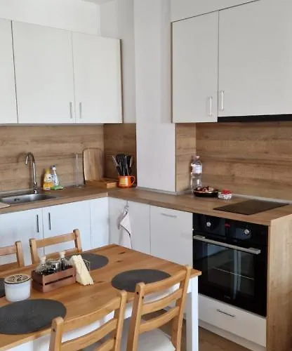 тони 1 с панорамна морска гледка и паркинг * 바르나